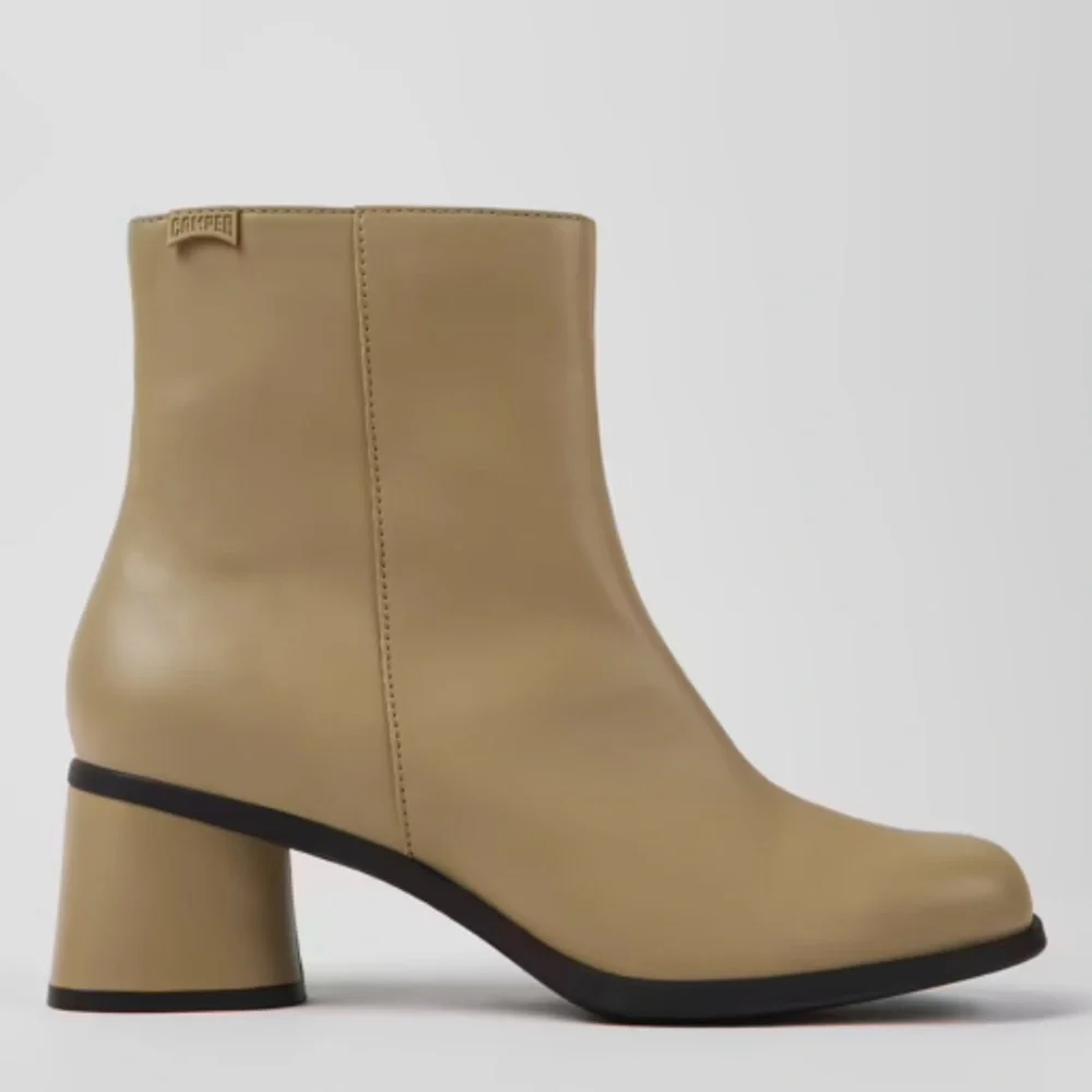 NWOT CAMPER Kiara Beige Women’s Leather Boots EU40/US9